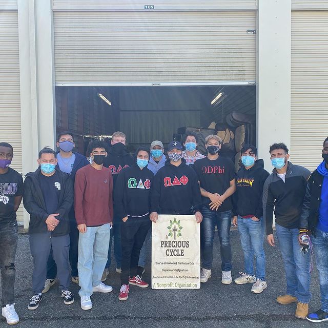 SERVICE IS THE LIGHT: Honorable Knights Carry Out Service Efforts In Spirit of the Holidays